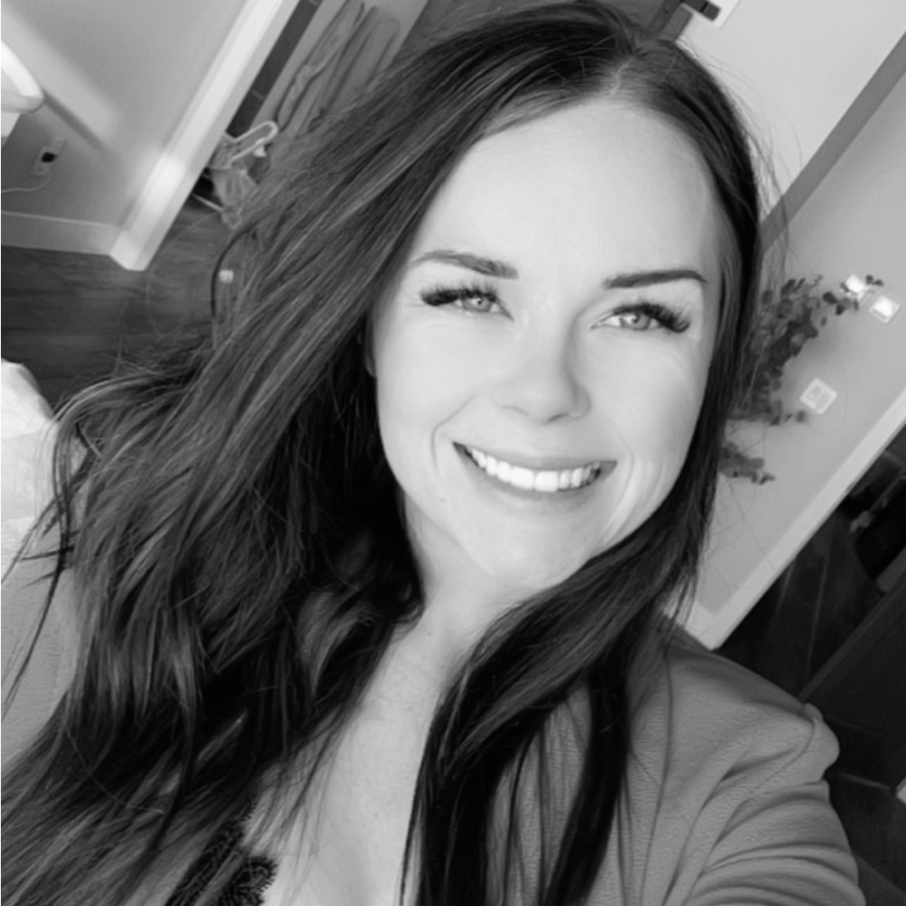 Meet your Posher, Alexis